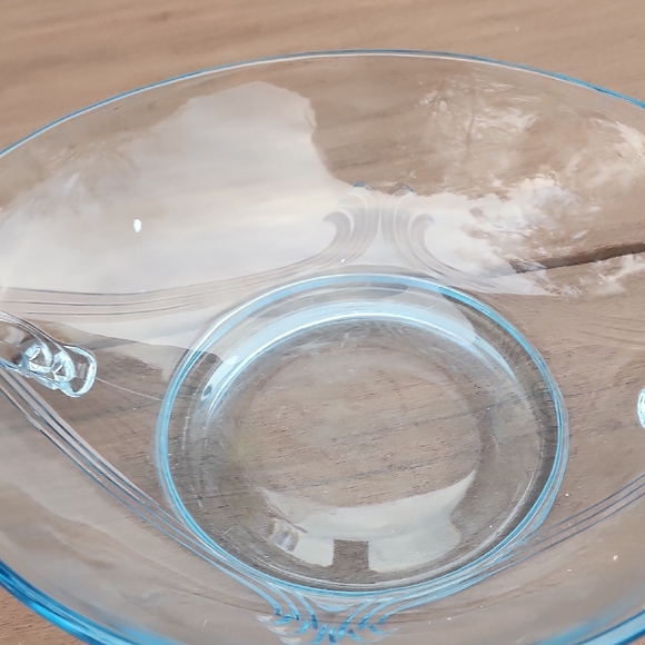 Elegant Blue Glass Serving Bowl*** - Picture 4 of 6